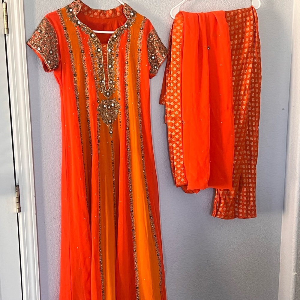 Long short sleeved maxi dress. Chest 19 inches